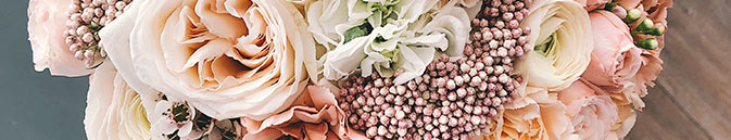 Купить цветы в Ноябрьске в местном магазине Grand-Flora